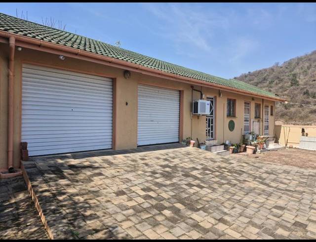 4 BEDROOM HOUSE FOR SALE IN SILVERGLEN